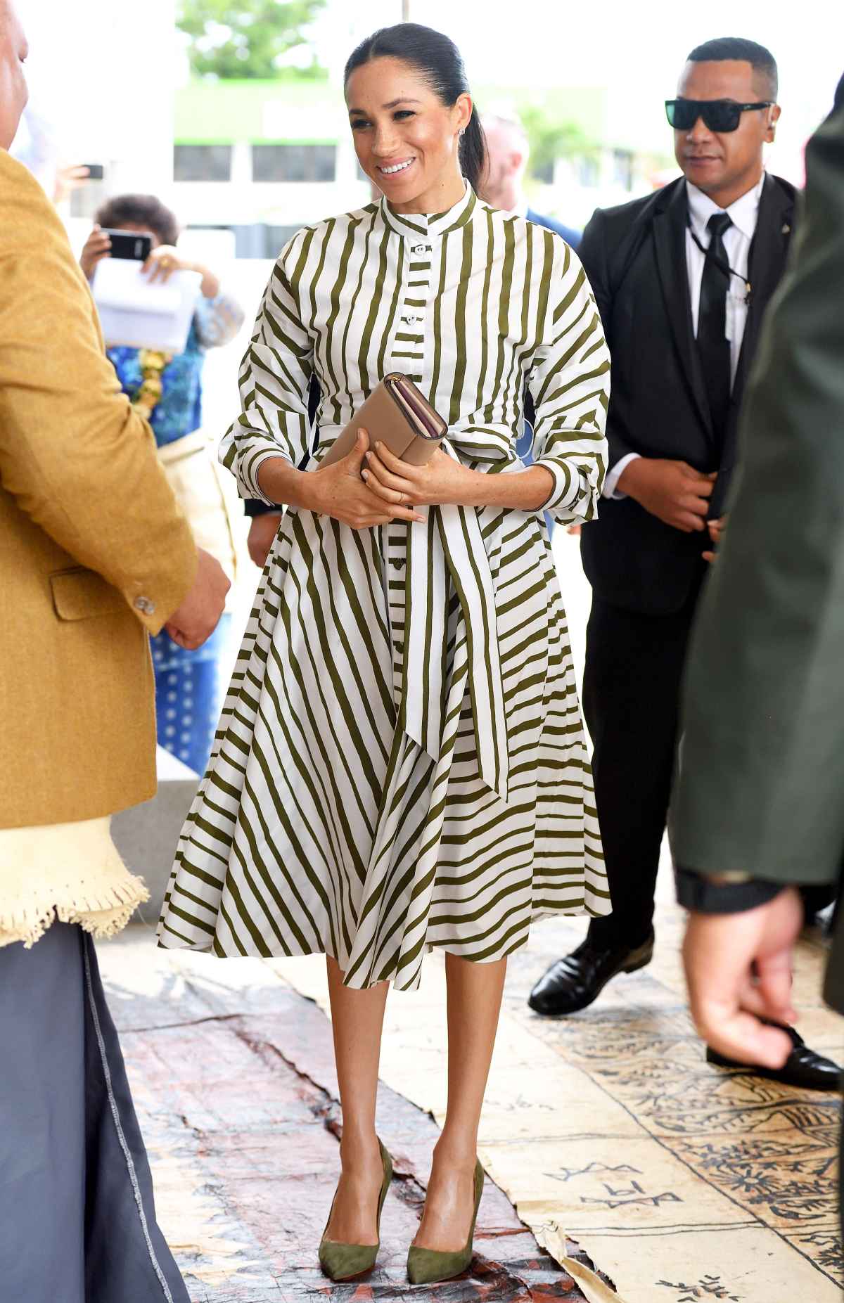 What the Duchess of Sussex's summer dress and flats tell us about her  maternity leave style