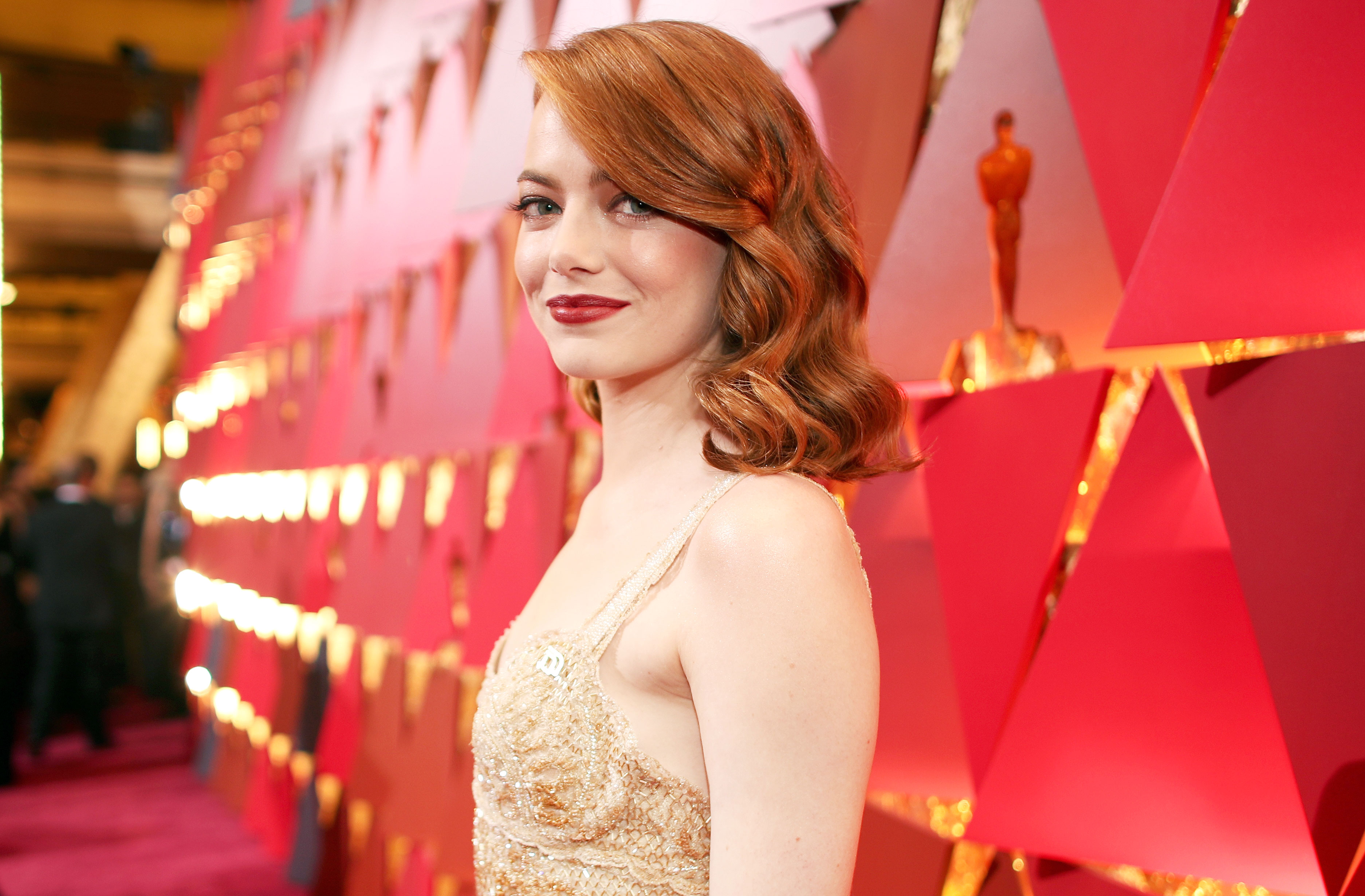 Emma Stone in 20 red carpet looks