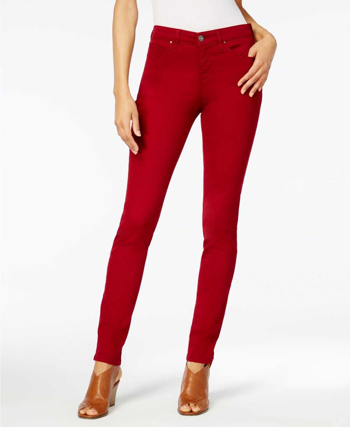 Shop Skinny Jeans in Several Colors for Under $35 at Macy’s | Us Weekly