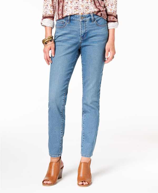 Shop Skinny Jeans in Several Colors for Under $35 at Macy’s | Us Weekly