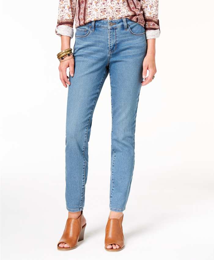 Shop Skinny Jeans in Several Colors for Under $35 at Macy’s | Us Weekly