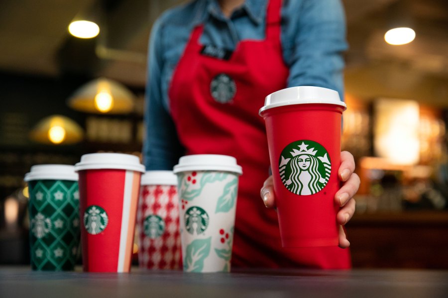 Starbucks Ran Out Of Reusable Cups In Minutes Angering Twitter 7918