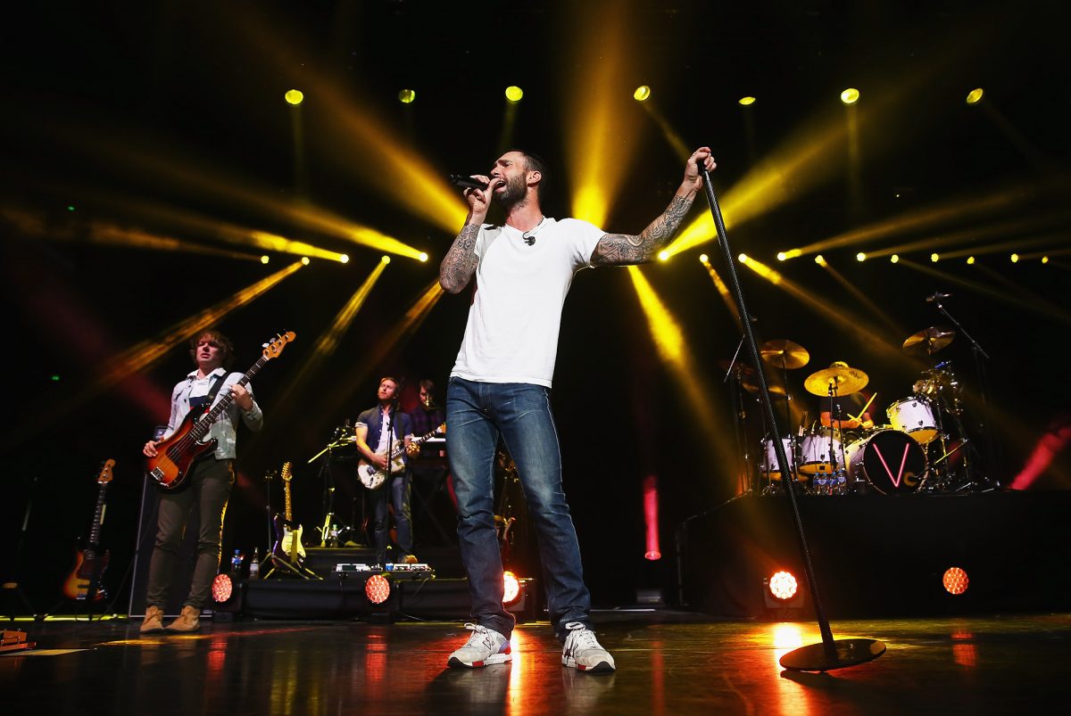 Simple taste of fear' as Maroon 5 lead drama-free Super Bowl halftime show  - Entertainment - The Jakarta Post