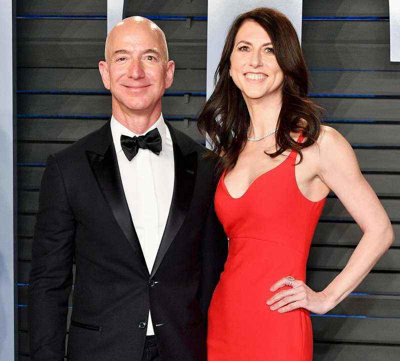 Jeff Bezos Seen at Golden Globes Party With Lauren Sanchez Before Split ...