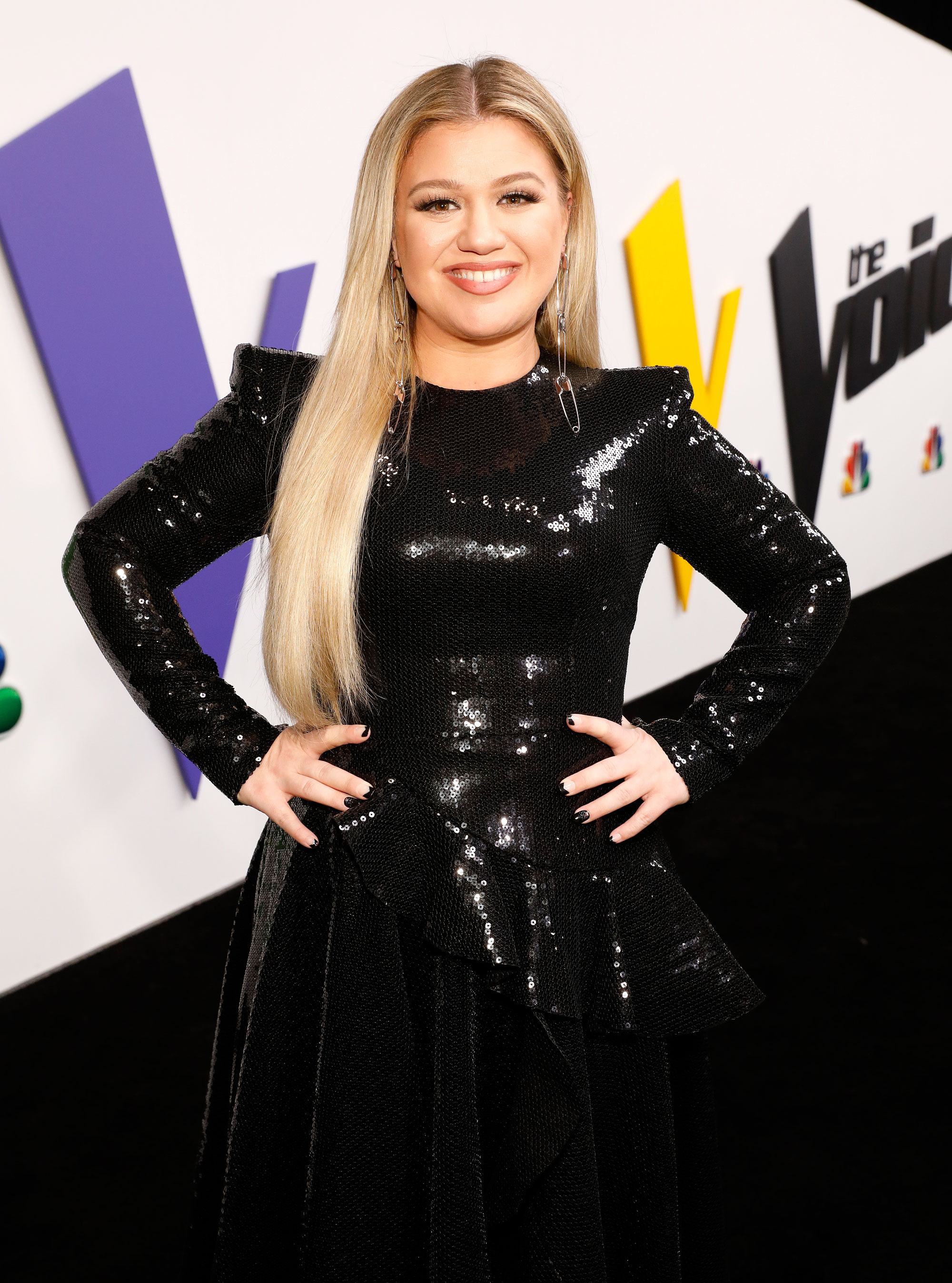 Kelly Clarkson Raps to Cardi B in Trailer for Her New Talk Show