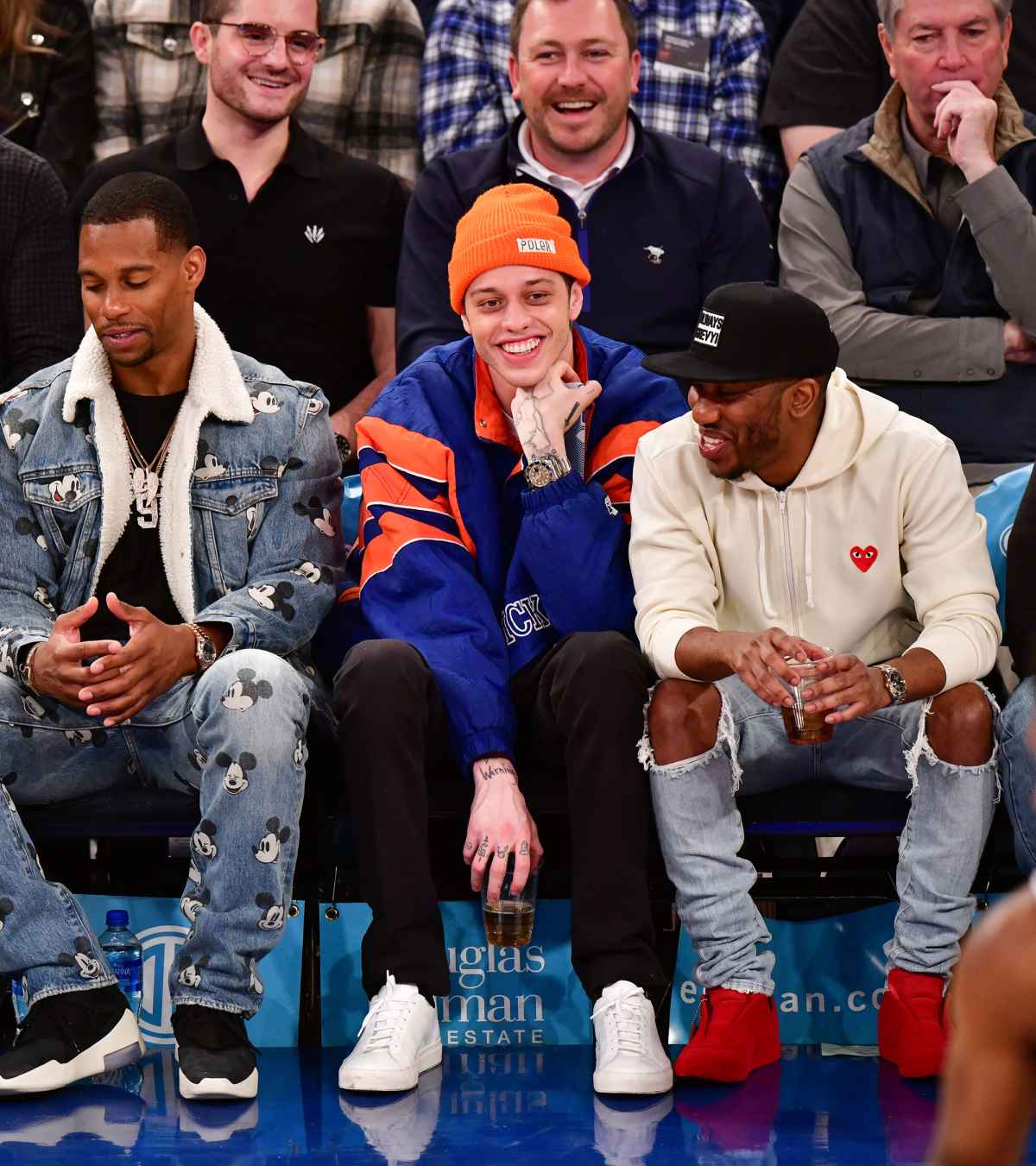 Pete Davidson appears to push away overzealous Knicks fan