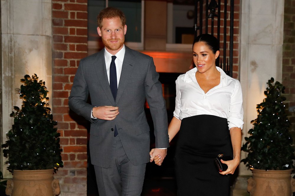 Pregnant Duchess Meghan Glows Hand in Hand With Prince Harry: Pics | Us ...