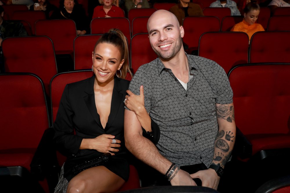 Jana Kramer Mike Caussin Had ‘massive Sex Addiction Relapse 