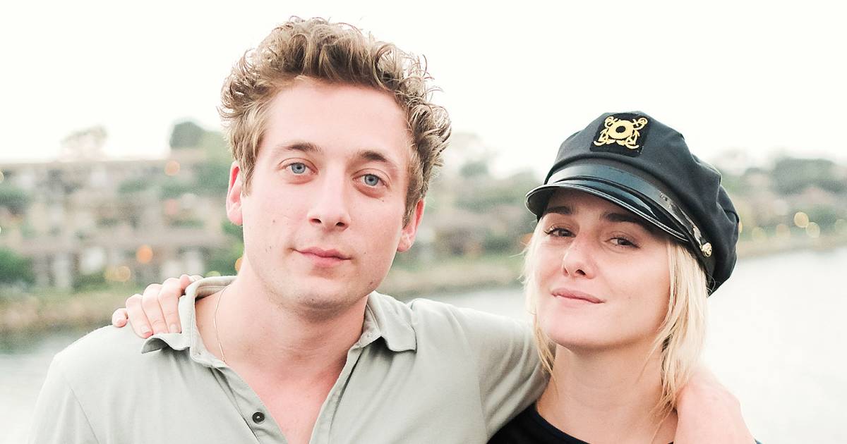 Rosalía & Jeremy Allen White Spark Dating Rumours