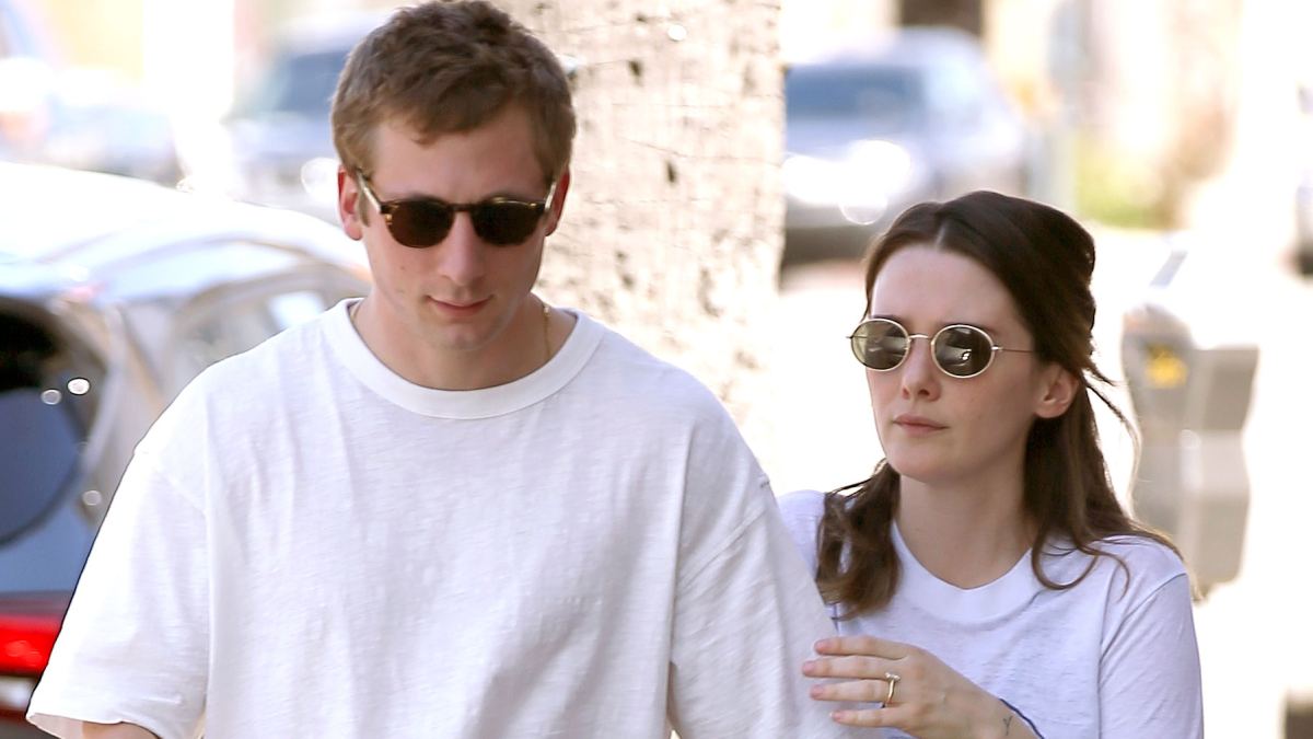 Rosalía & Jeremy Allen White Spark Dating Rumours