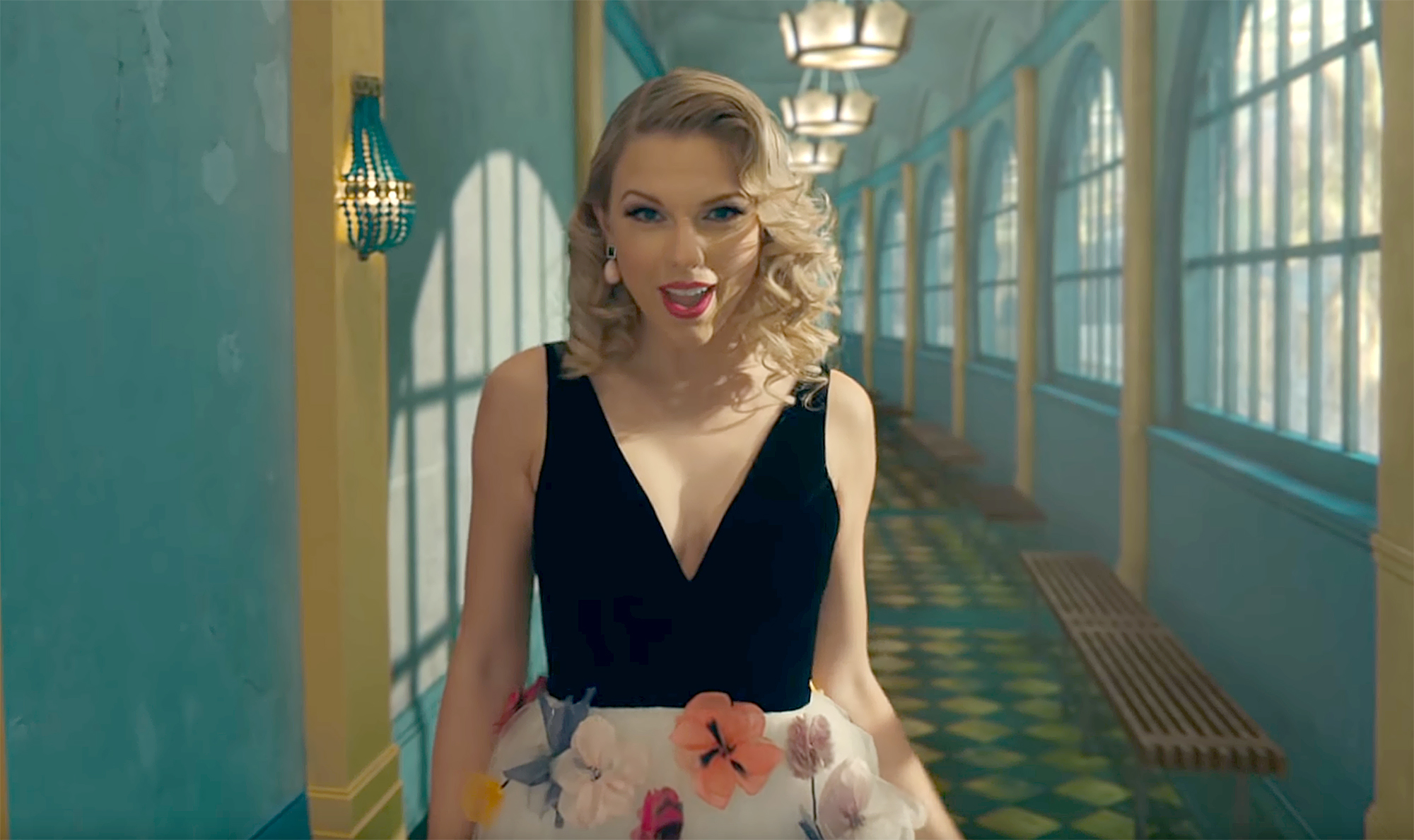 7 Easter Eggs From Taylor Swifts Me Music Video Photos