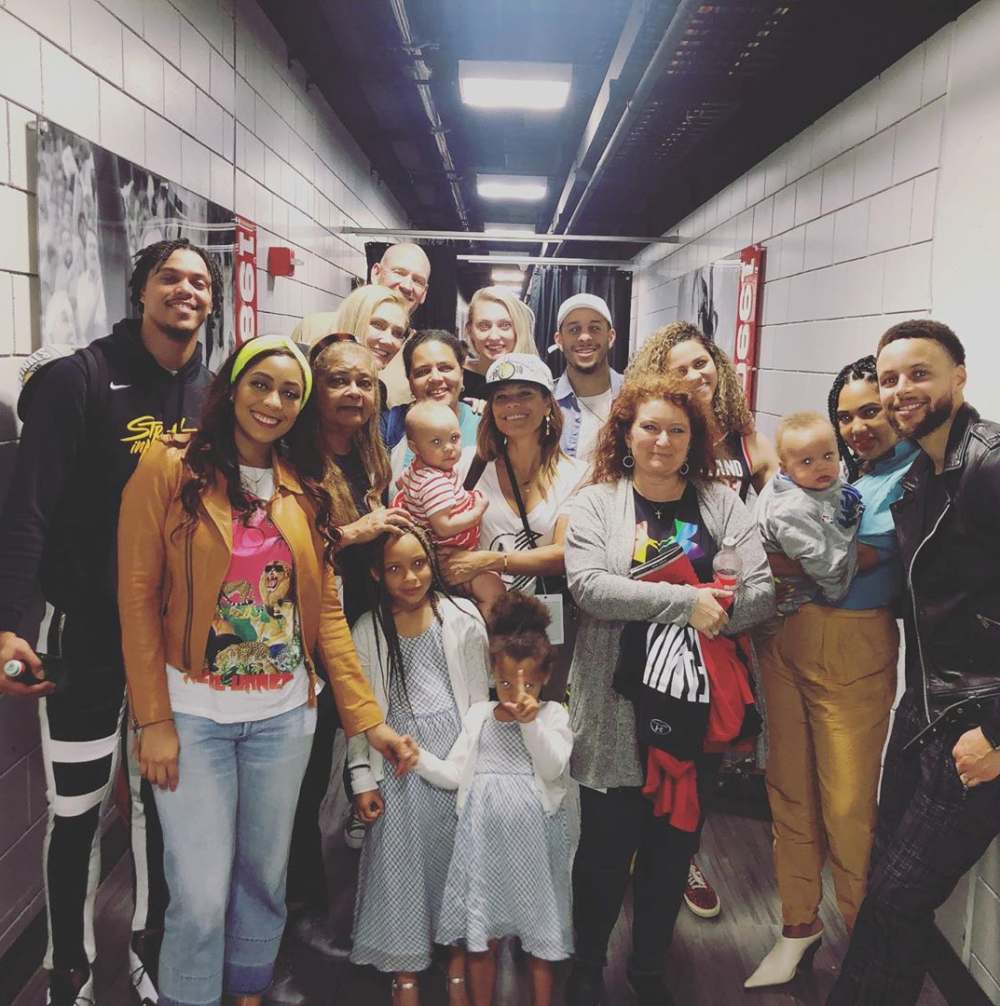 Giving back again, Steph and Ayesha celebrate 10th 'Christmas with