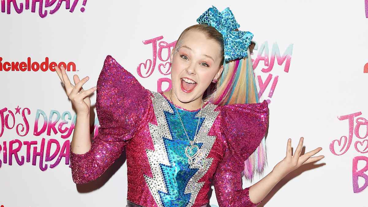 Jojo Siwa Shuts Down Instagram Comments After Haters Slam Her Us Weekly