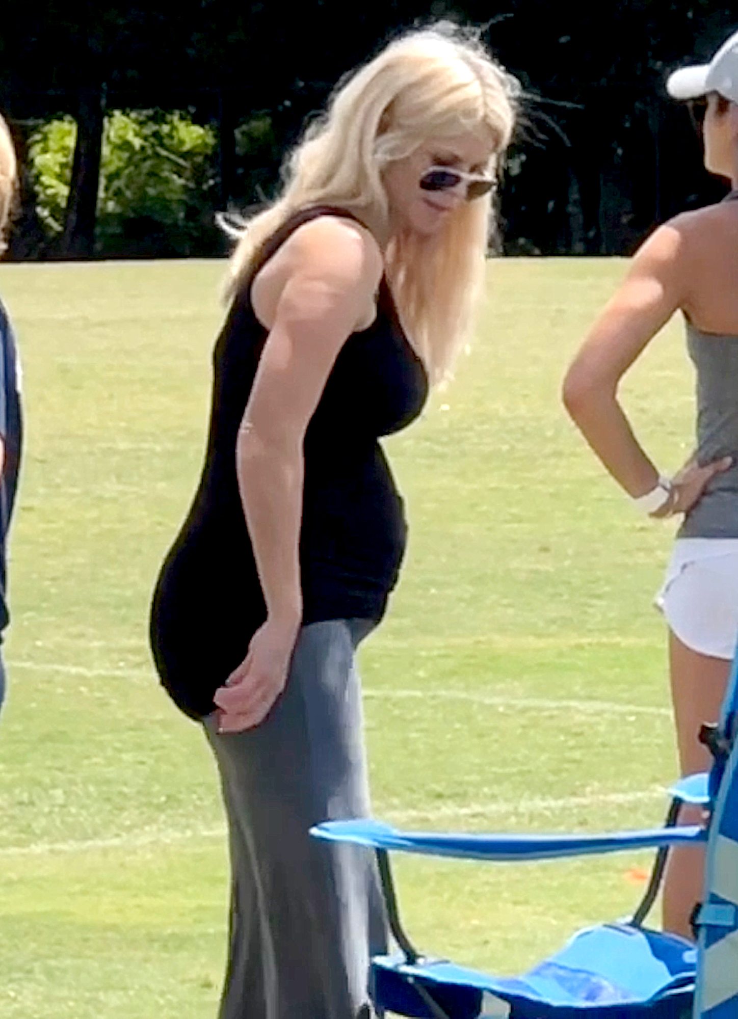 Tiger Woods’ Ex-Wife Elin Nordegren Debuts Baby Bump: Photos