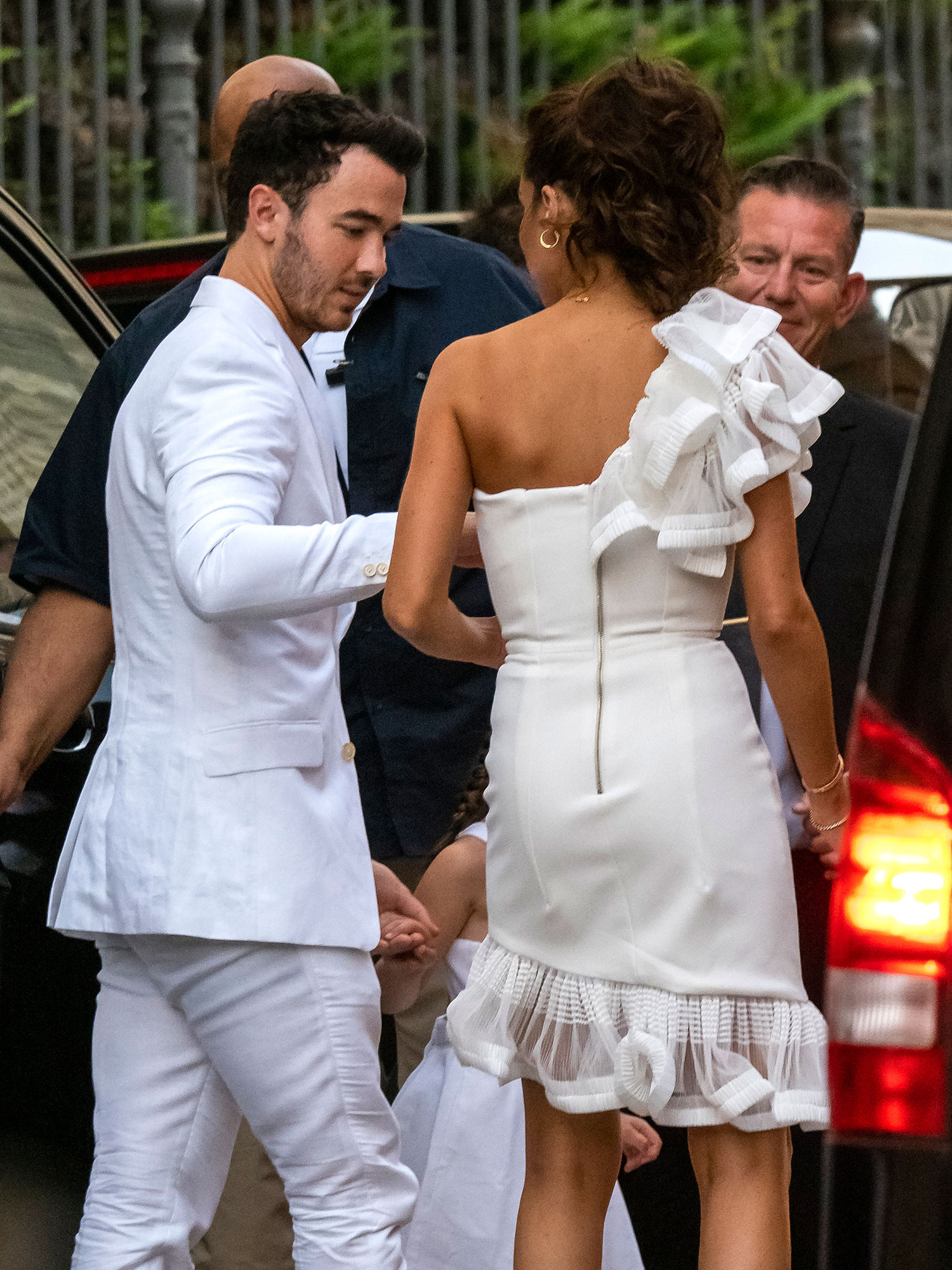 Get a Glimpse Inside Sophie Turner and Joe Jonas's Glamorous Provence  Wedding