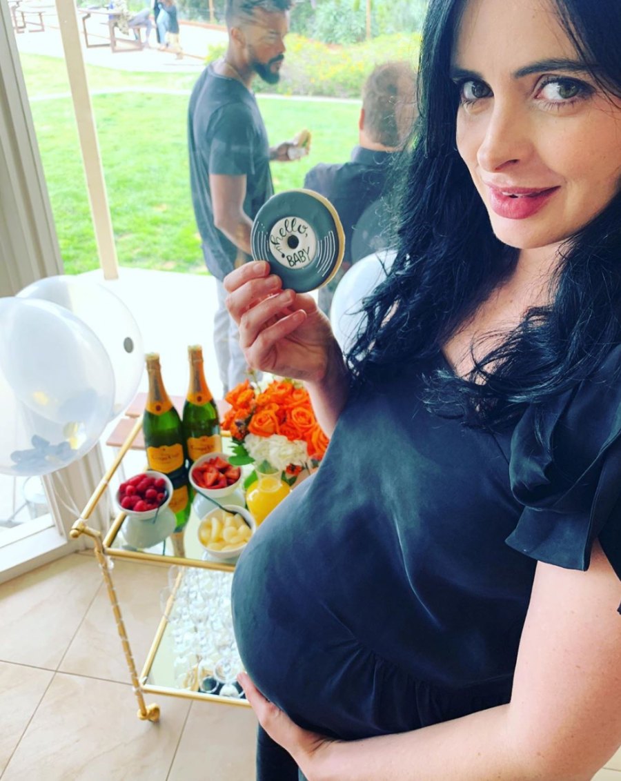 Krysten-Ritter-baby-shower