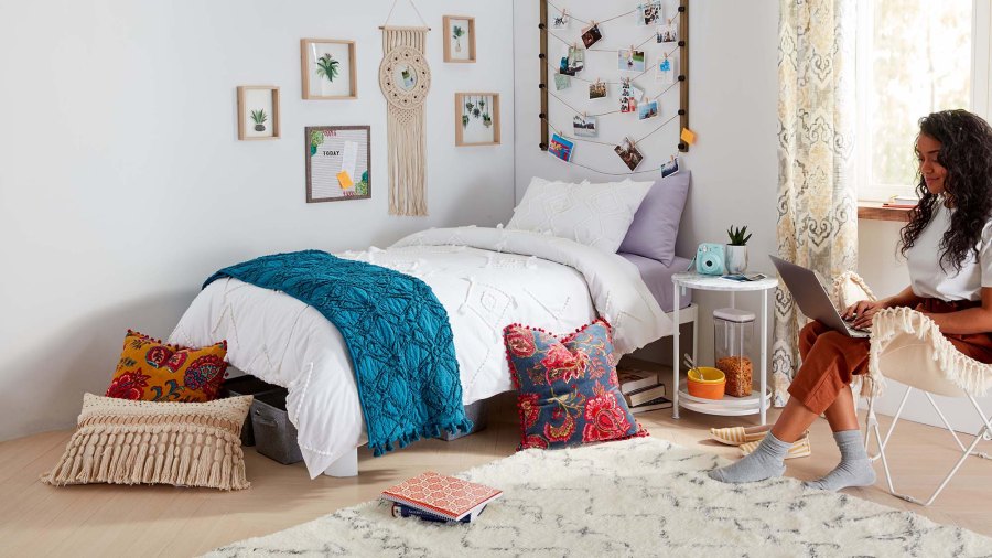 9 Dorm Essentials at Bed Bath & Beyond to Ready You for Back to School ...