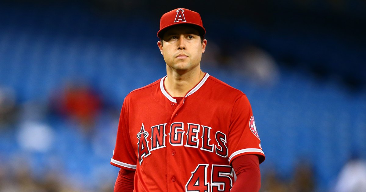 Tyler Skaggs: Los Angeles Angels fans react to player's death - BBC