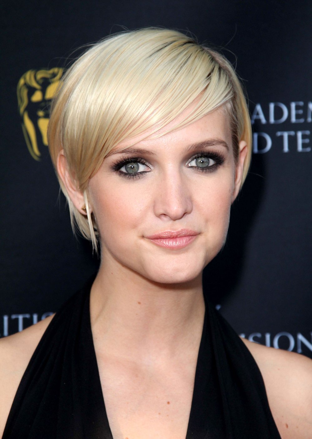 Ashlee Simpson's Hair Evolution - Us Weekly