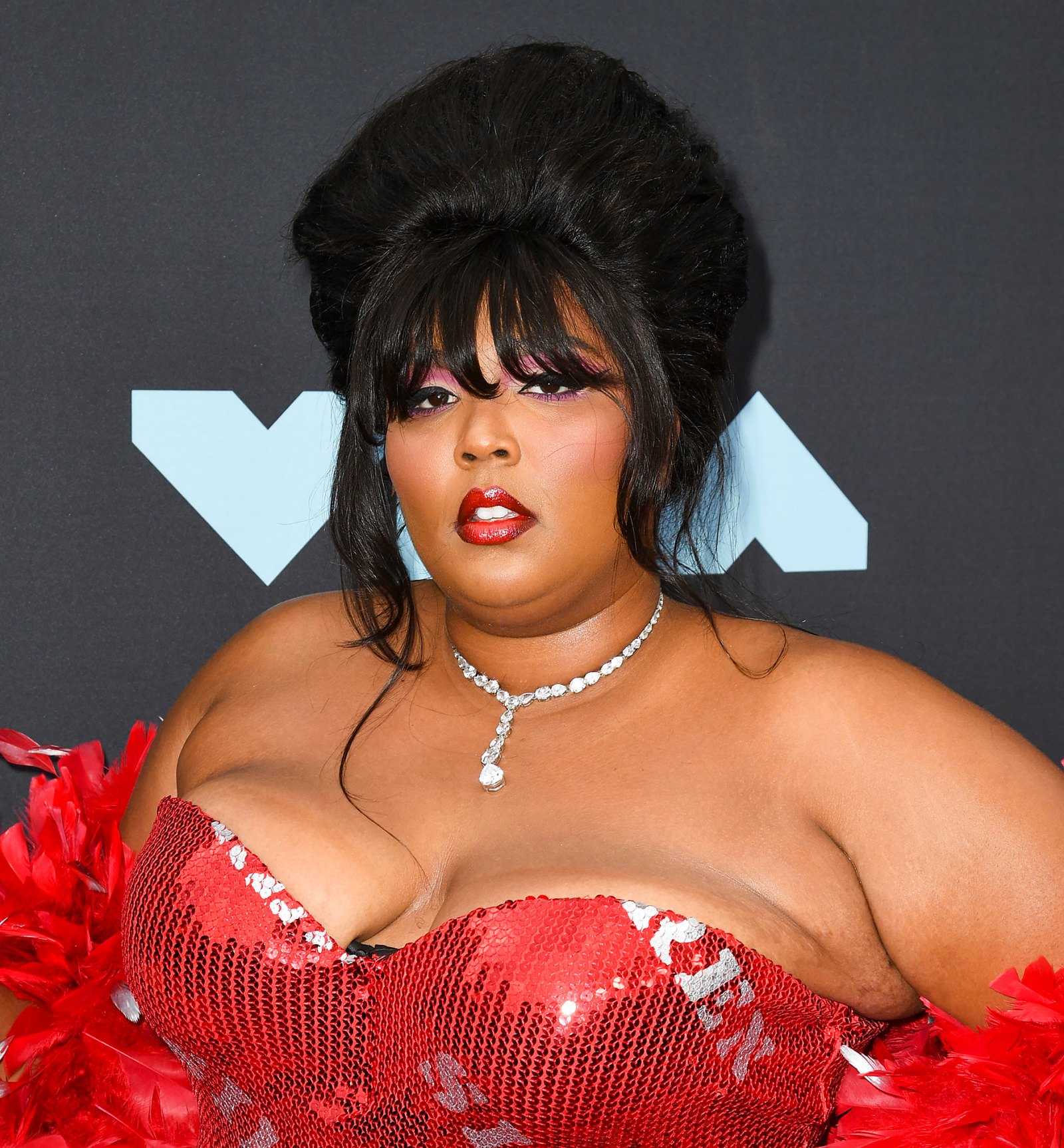 VMAs 2019 Lizzo Arrives in 85 Carats of Diamonds UsWeekly