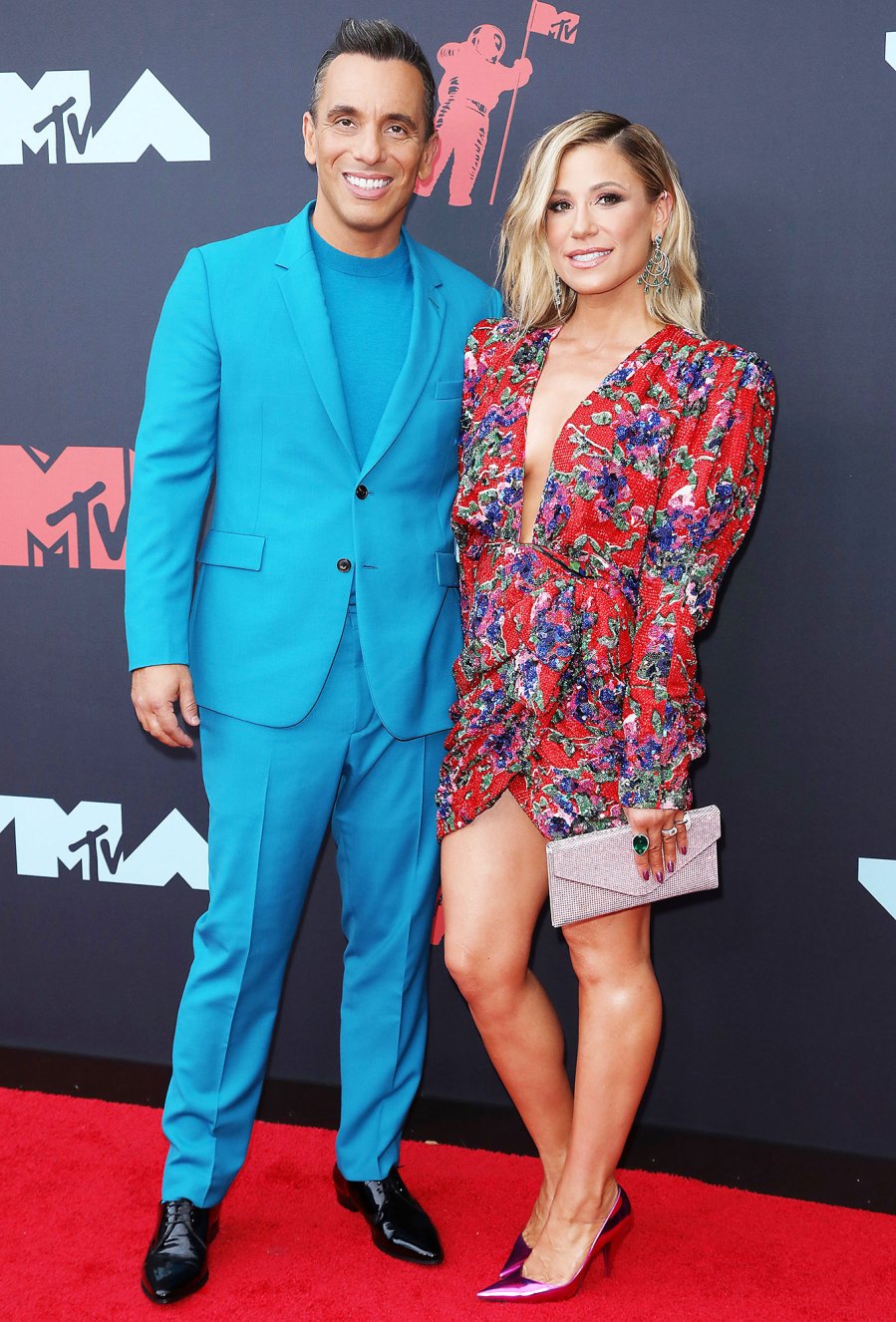 VMAs 2019 Hottest Celebrity Couples and Duo Fashion