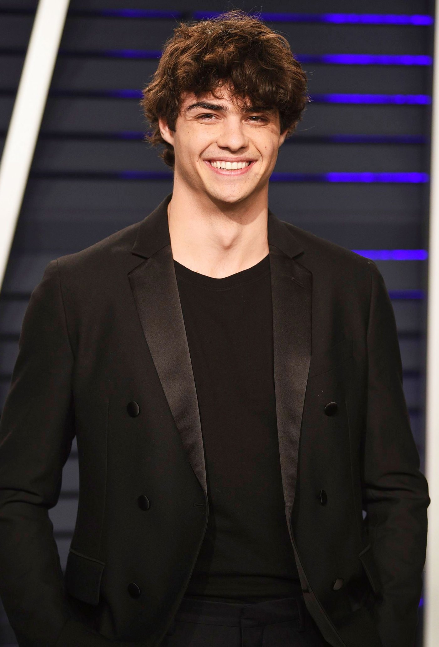 Noah Centineo Bleached Facial Hair Blonde Pics Us Weekly