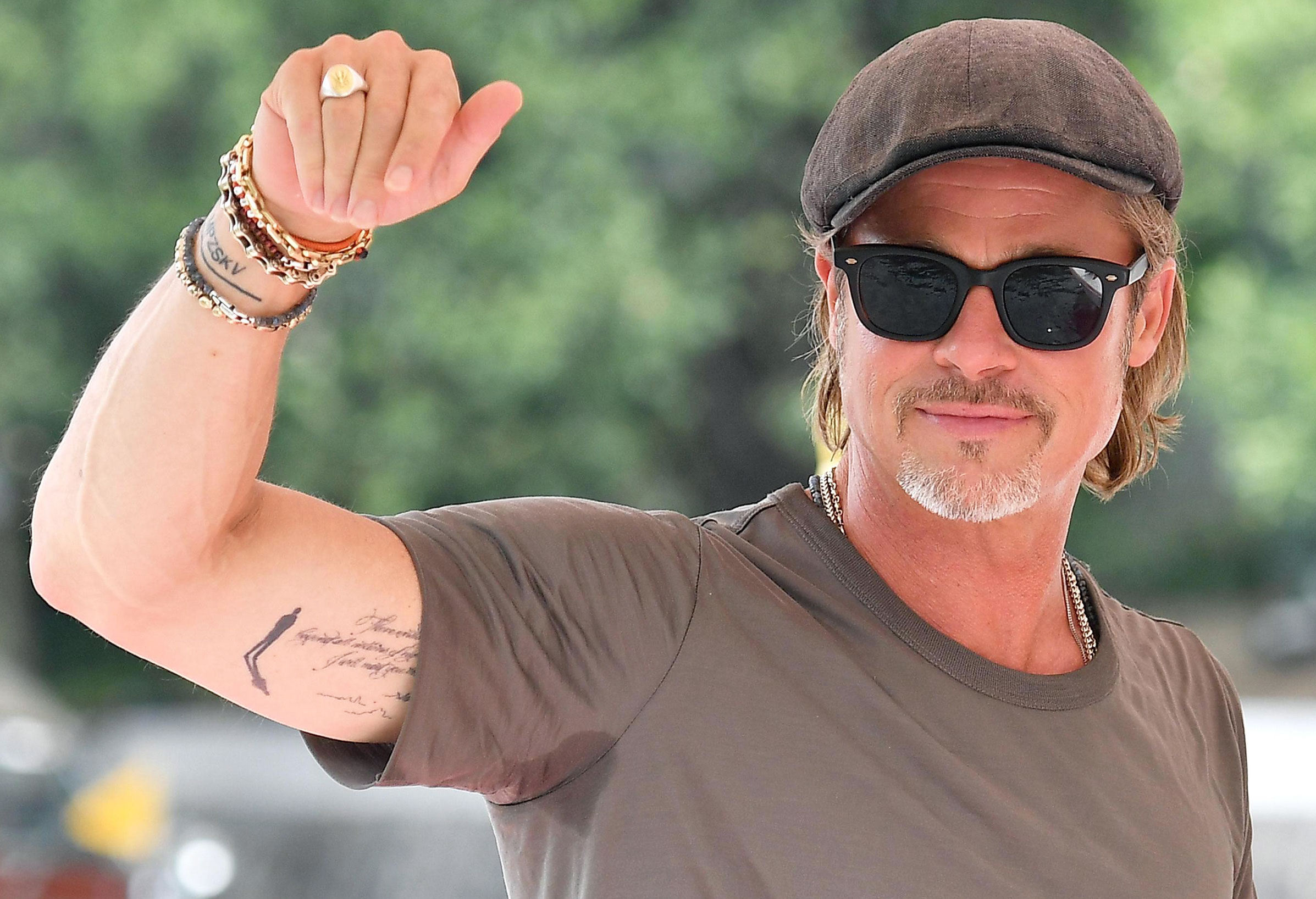 brad pitt tattoos | Tattoos on Brad Pitt the actor married t… | Flickr