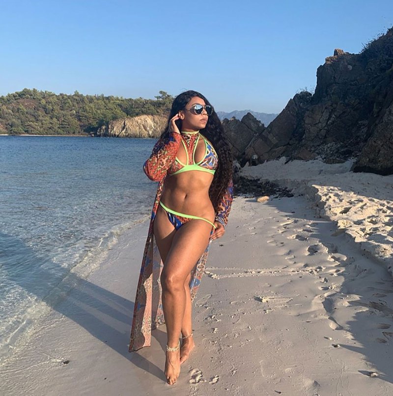 800px x 807px - Best Celebrity Beach, Bikini, Swimsuit Bodies of 2019: Pics
