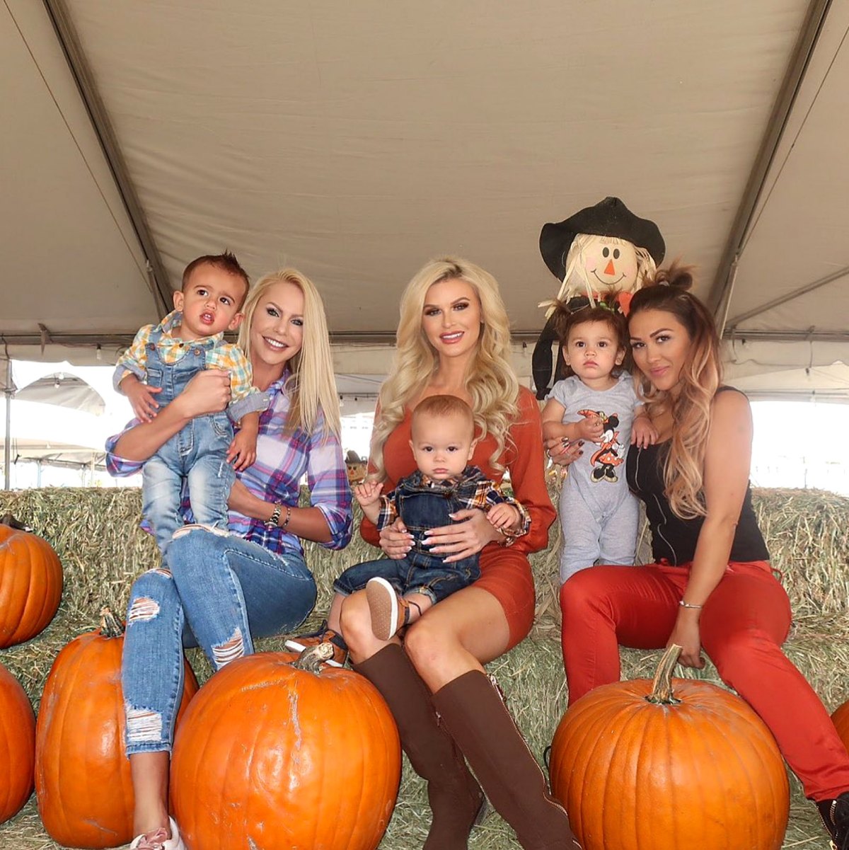 Celebrity Families Visiting Pumpkin Patches In Fall 2