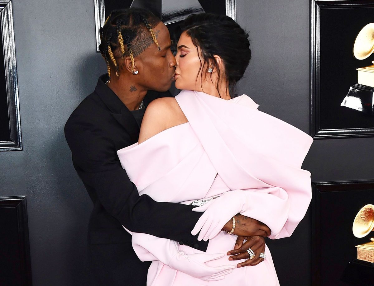 When did Travis Scott start his relationship with Nike? Timeline