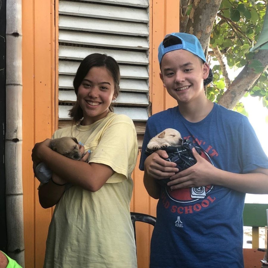 Jon Gosselin With Kids Puppies