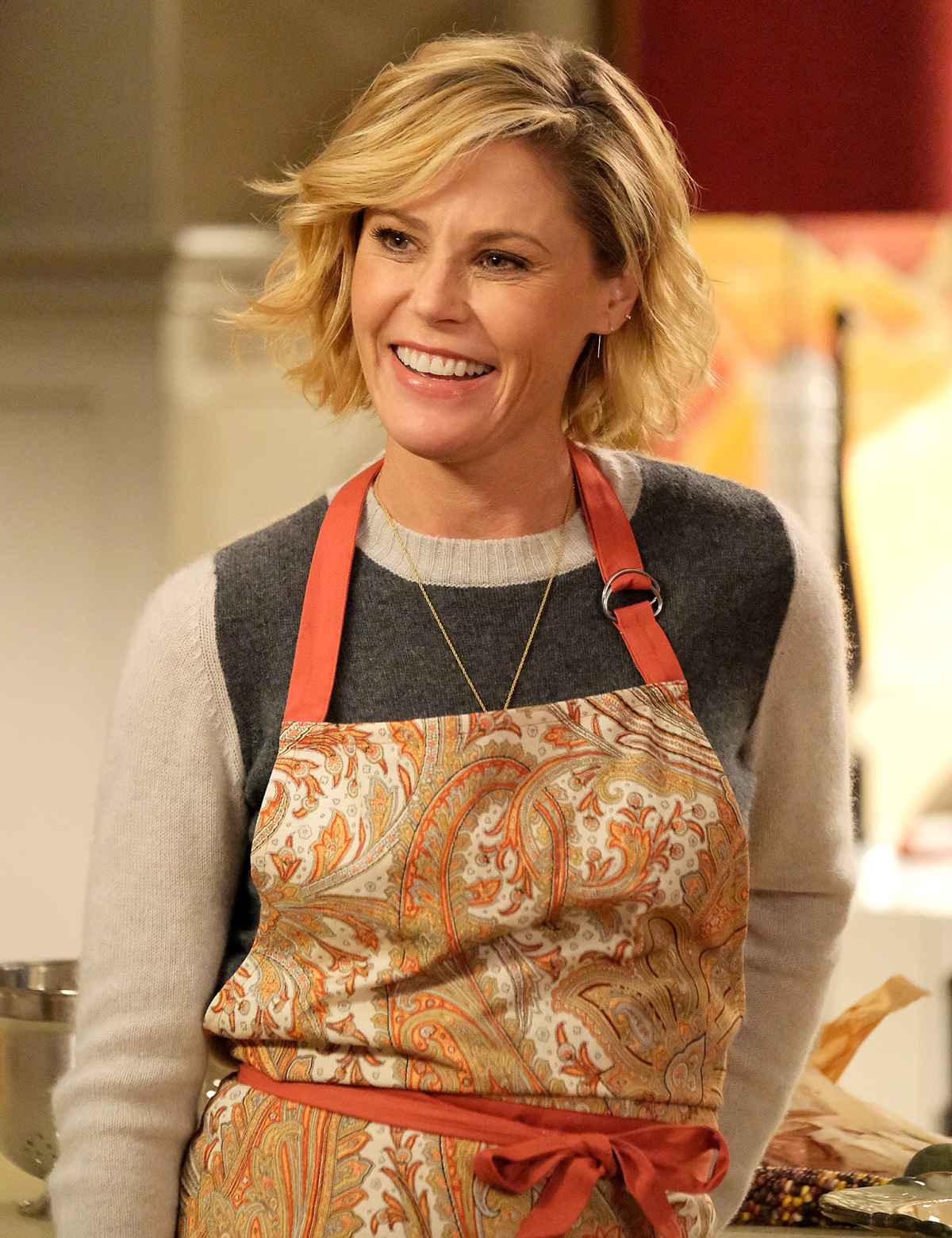 Julie Bowen Kept Sobbing First Day Back On Modern Family