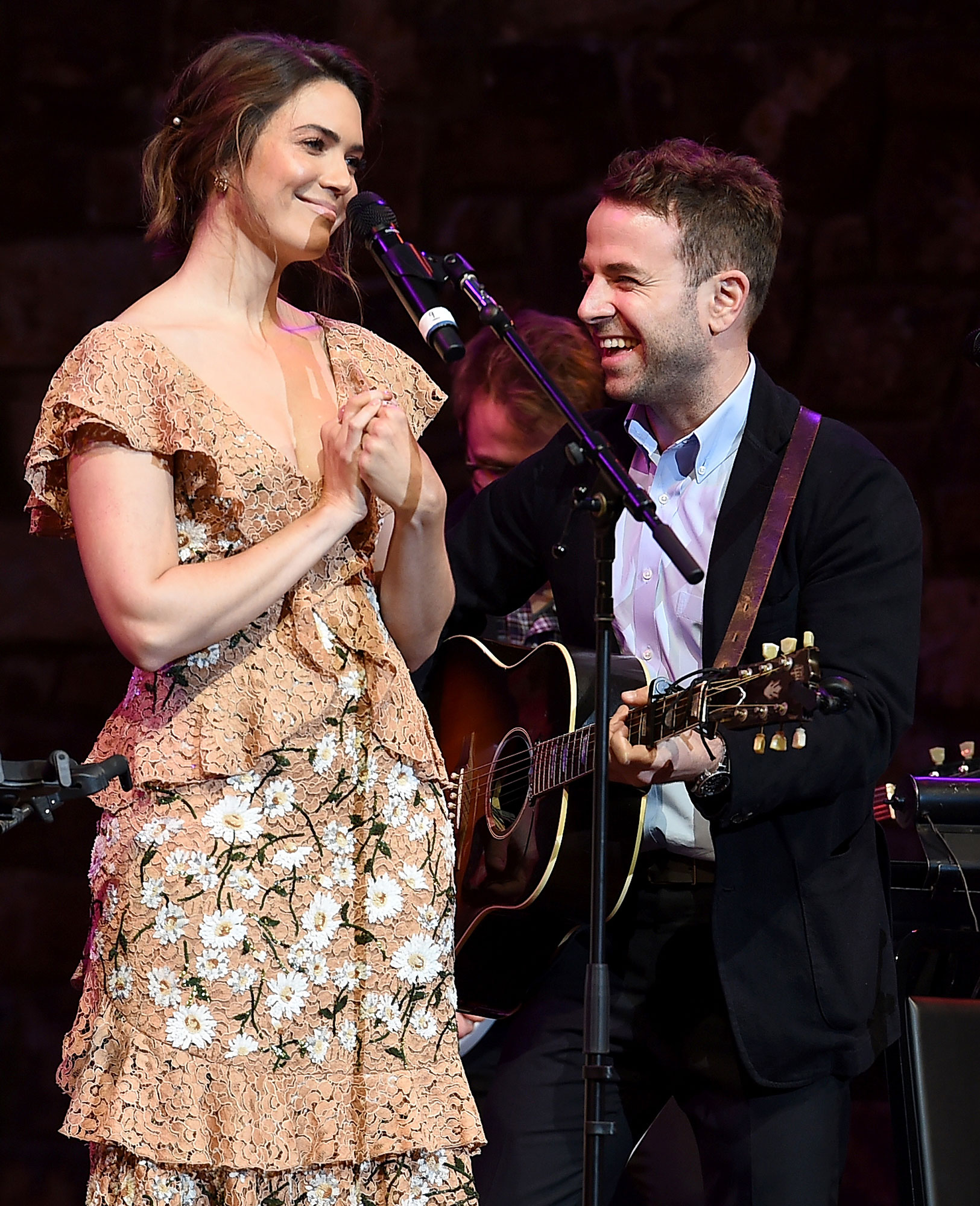 Cronograma de relacionamento de Mandy Moore e Taylor Goldsmith