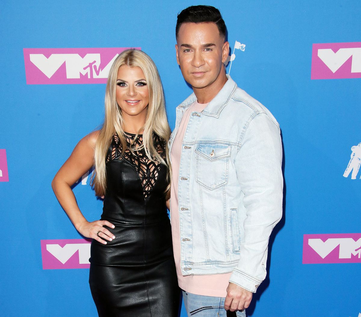 Mike Sorrentino Lauren Pesce Reveal ‘heart Wrenching Miscarriage Us Weekly 3394