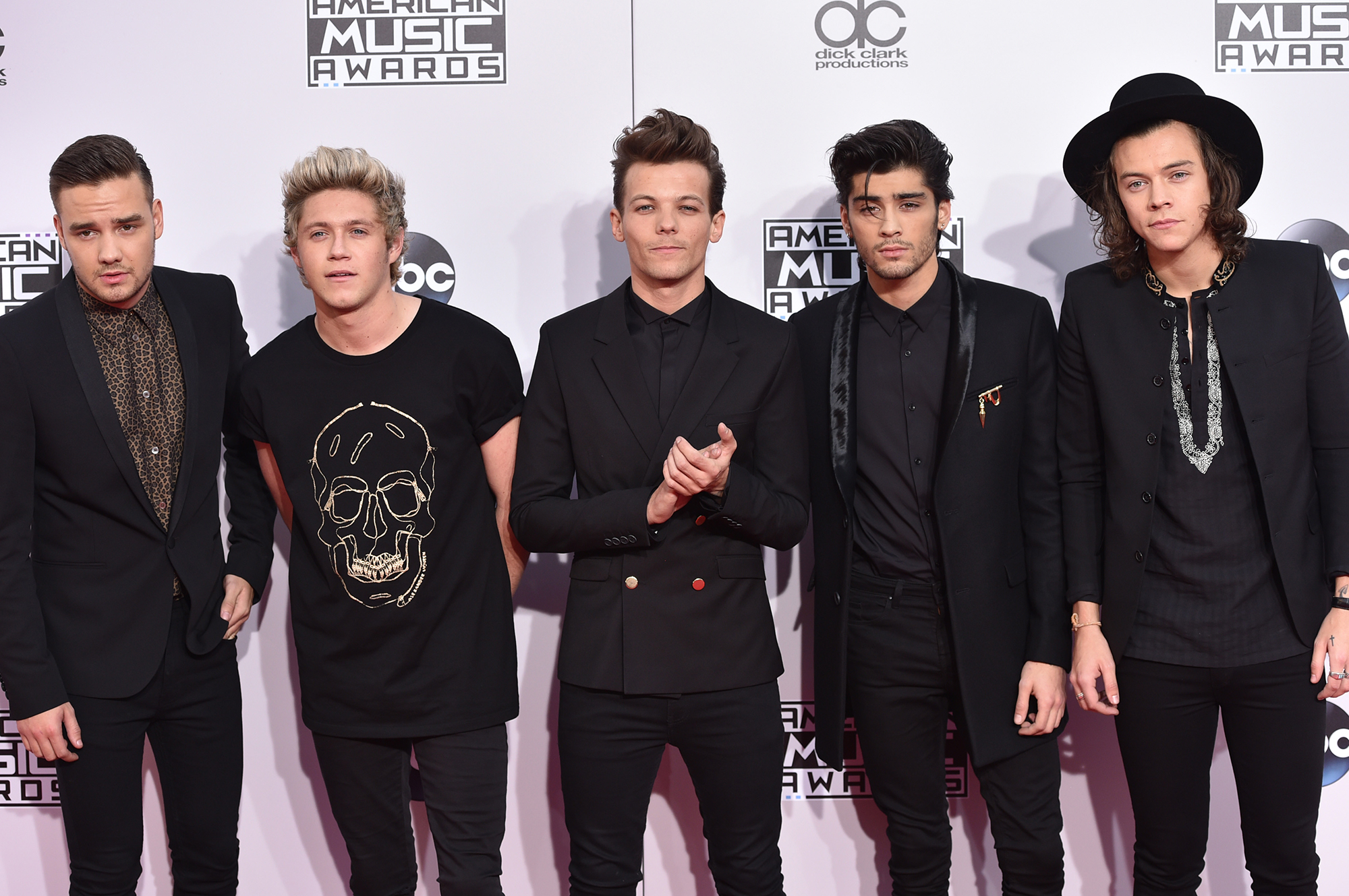 One Direction's Debut Album 'Up All Night' Remains To Be Sh*t For