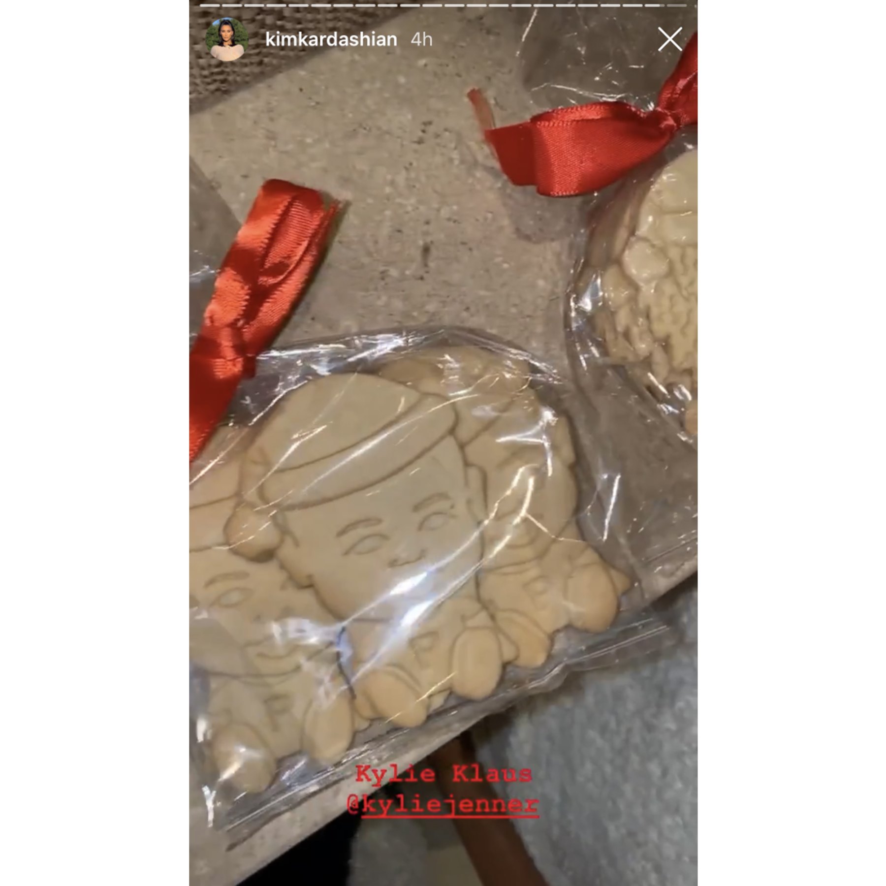 Kylie Jenner Gives Her Family Personalized Cookies for Christmas