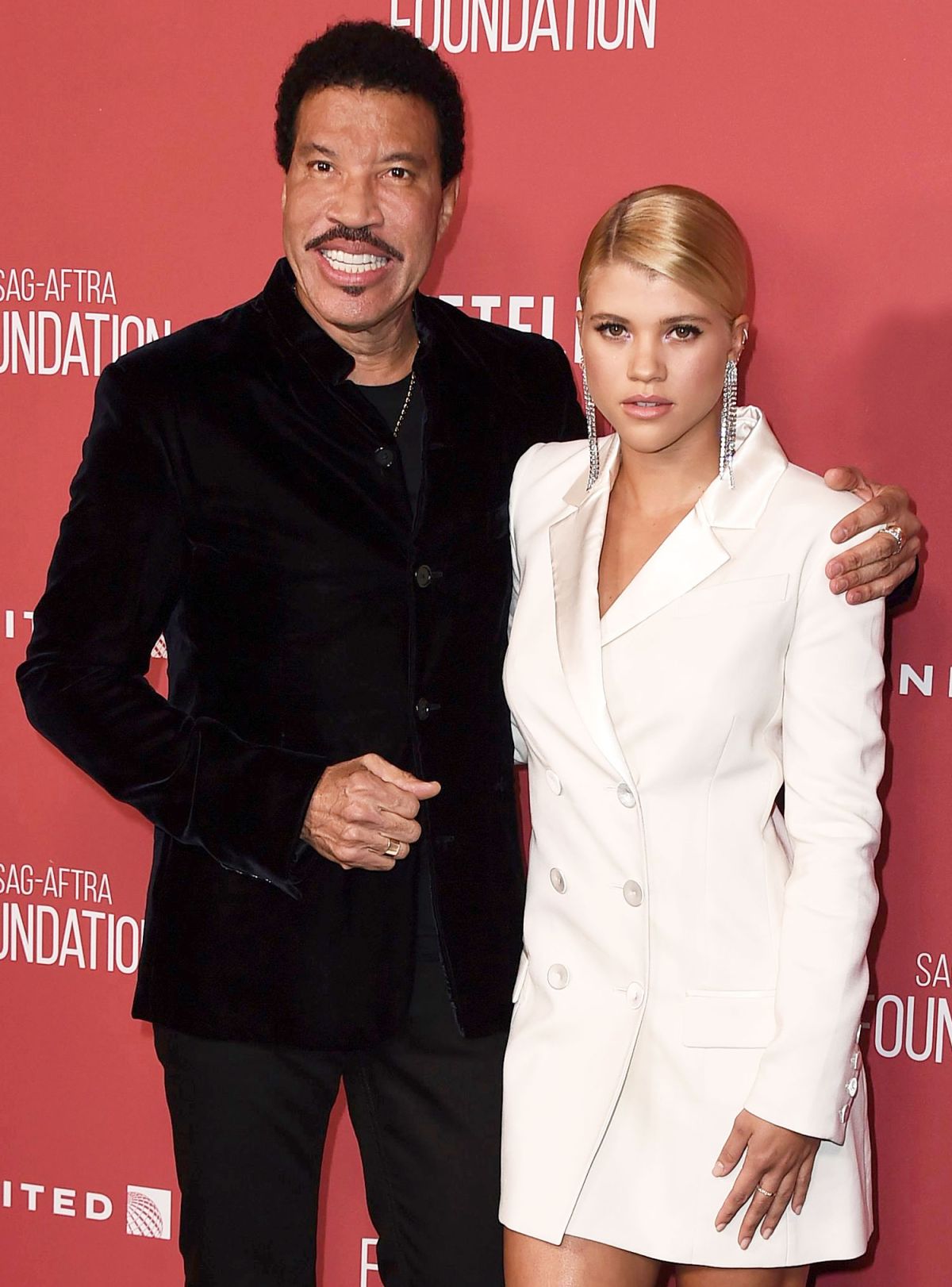Sofia Richie is given hot pink Birkin bag by dad Lionel