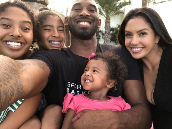 Vanessa Bryant Breaks Her Silence On Kobe Daughter Giannas Deaths Us Weekly 