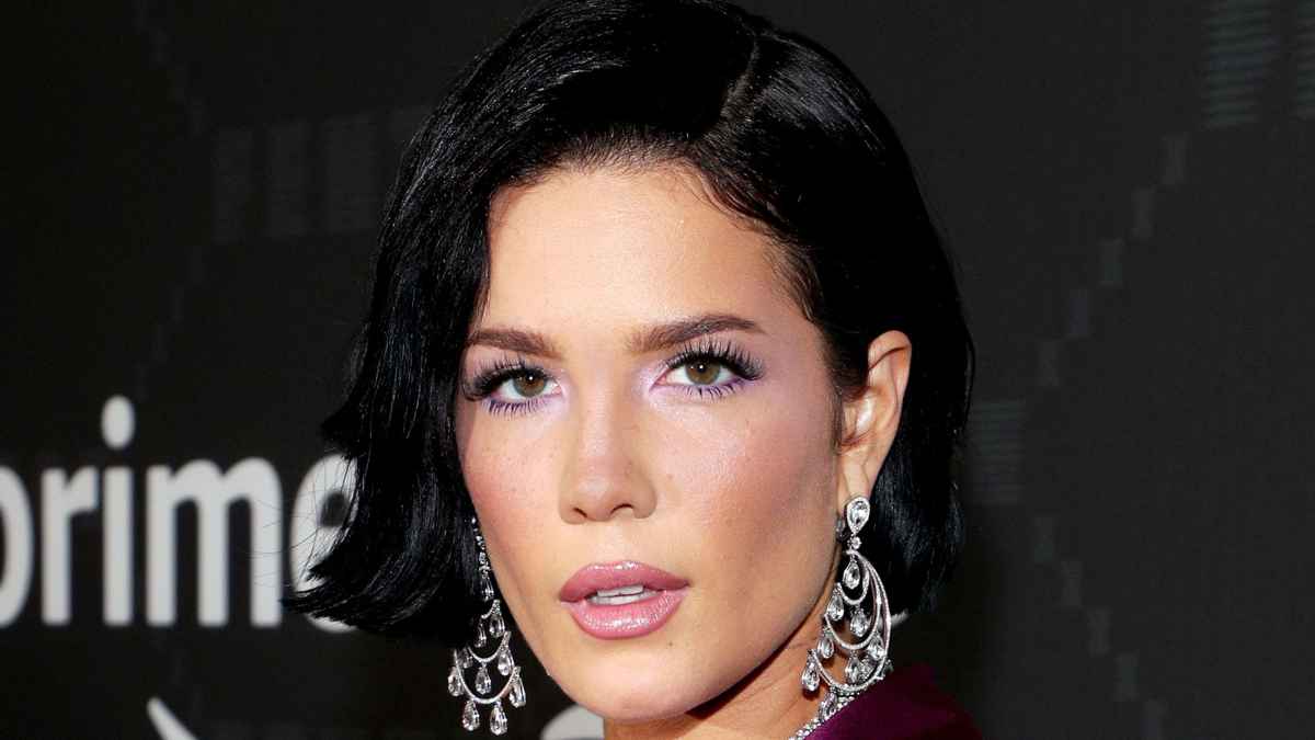 Halsey on the Story Behind Her 'Manic' Album Makeup and How To Get It