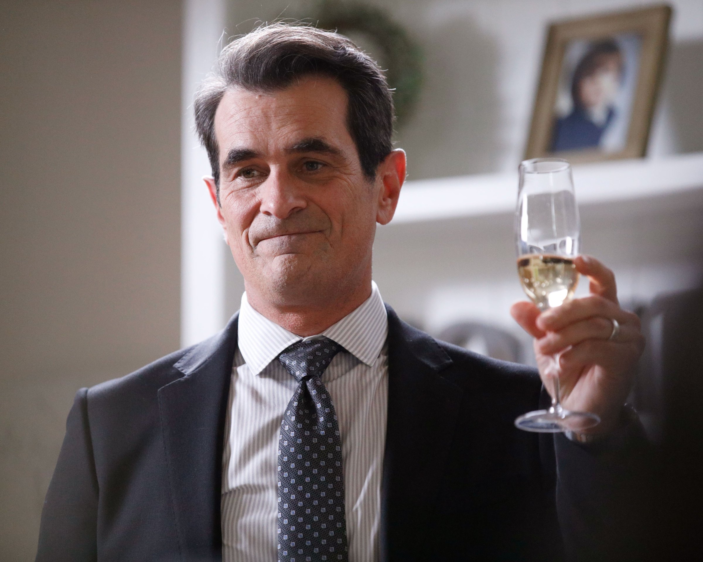 Тай бурелл. Ти Баррелл. Ty Burrell. Американская семейка Фил данфи по видео на работе.