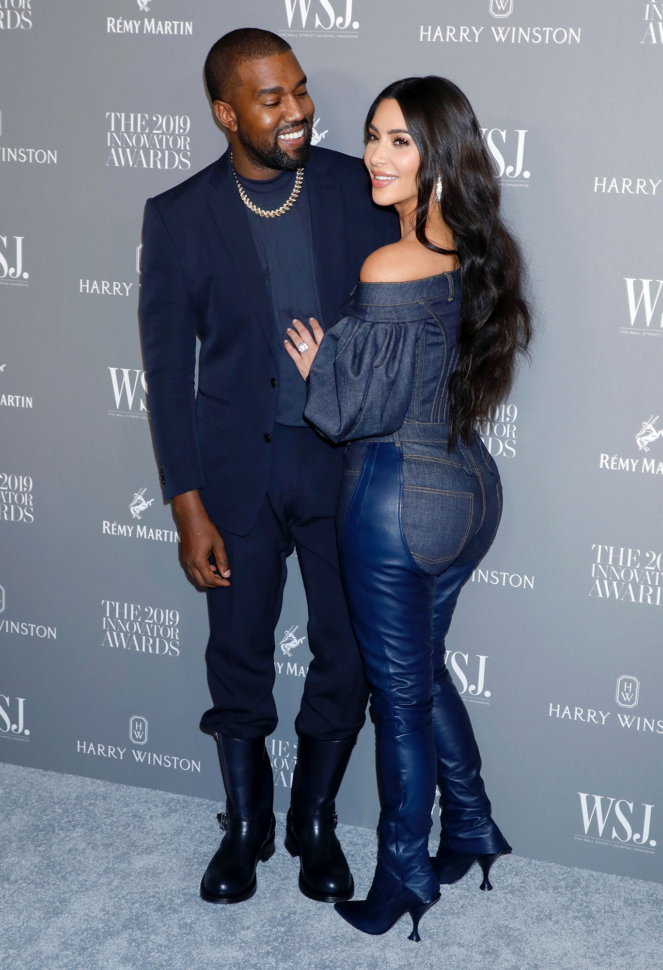 PDA Alert! Kim Kardashian, Kanye West Share Steamy ...