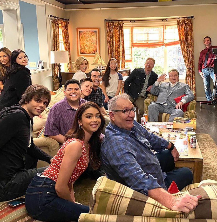 'Modern Family' Cast Bids Farewell to on Final Day of Filming
