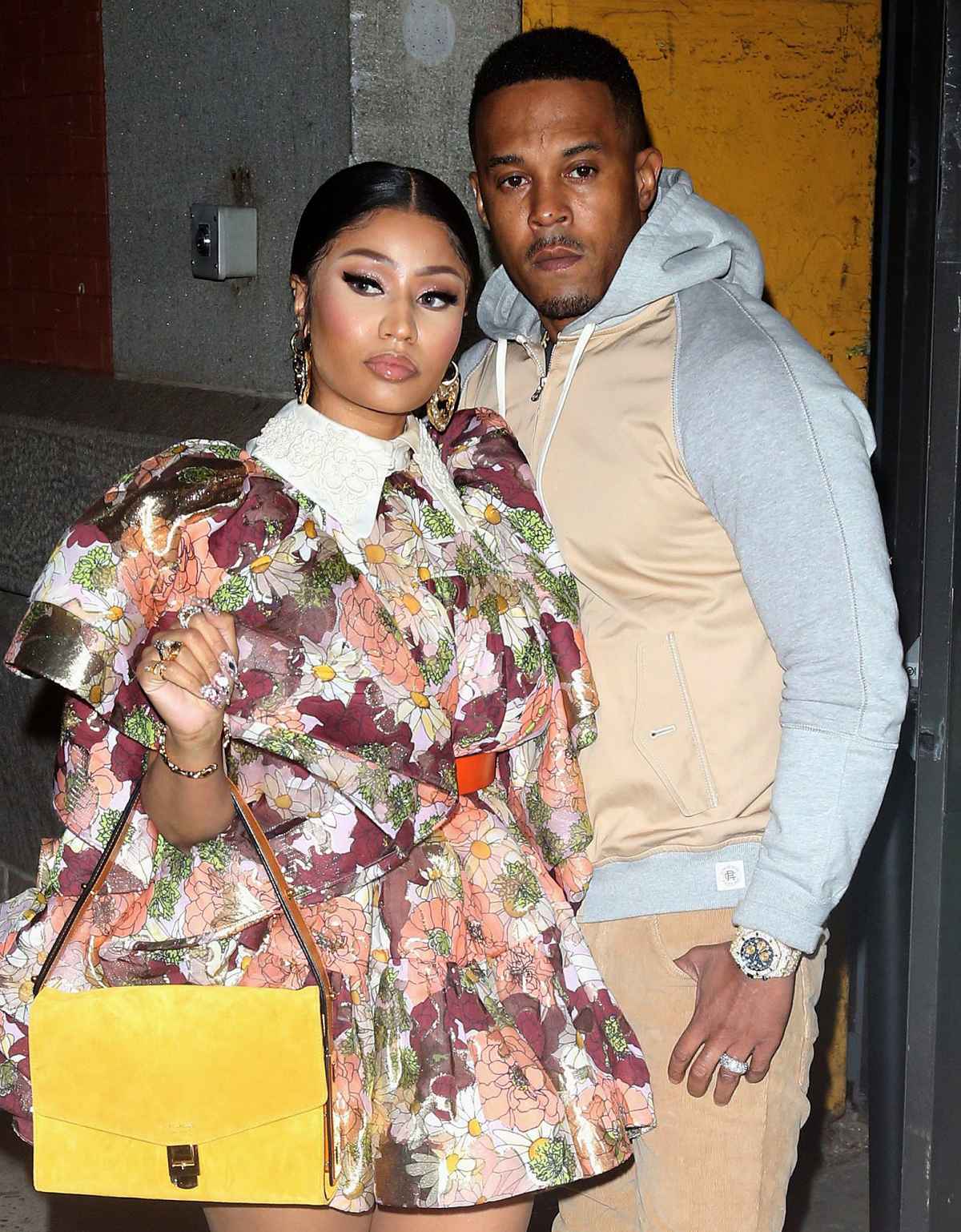 Nicki Minaj and rumoured beau Meek Mill get cosy in North Carolina