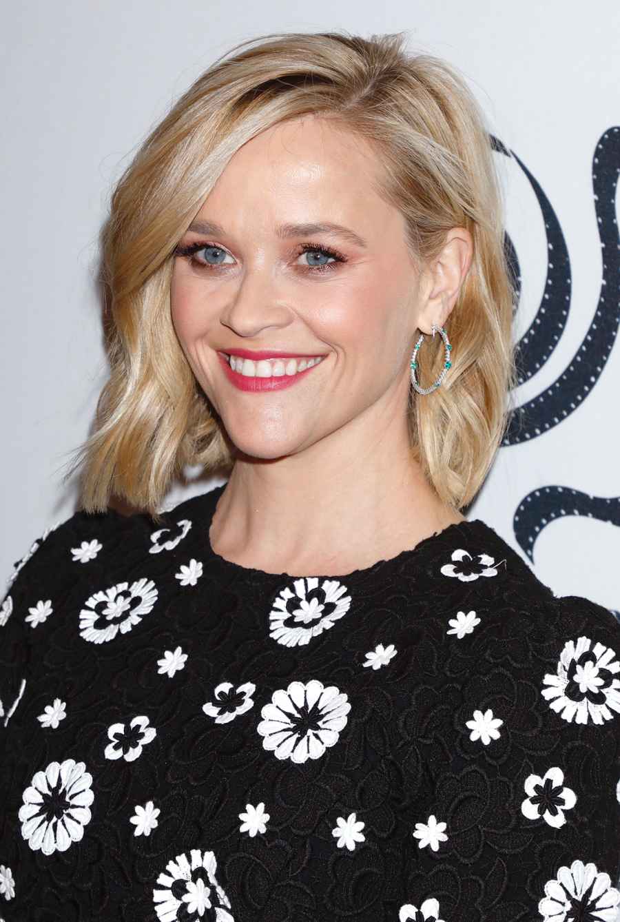 Reese Witherspoon Stars Who Love Girl Scout Cookies