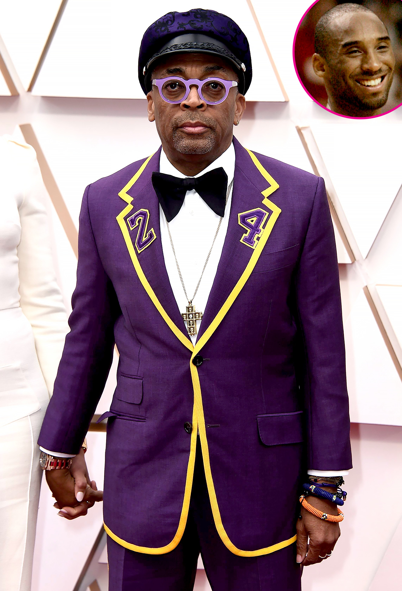 Oscars 2020 Red Carpet: Director Spike Lee pays tribute to Kobe Bryant,  wears Lakers-colored tuxedo