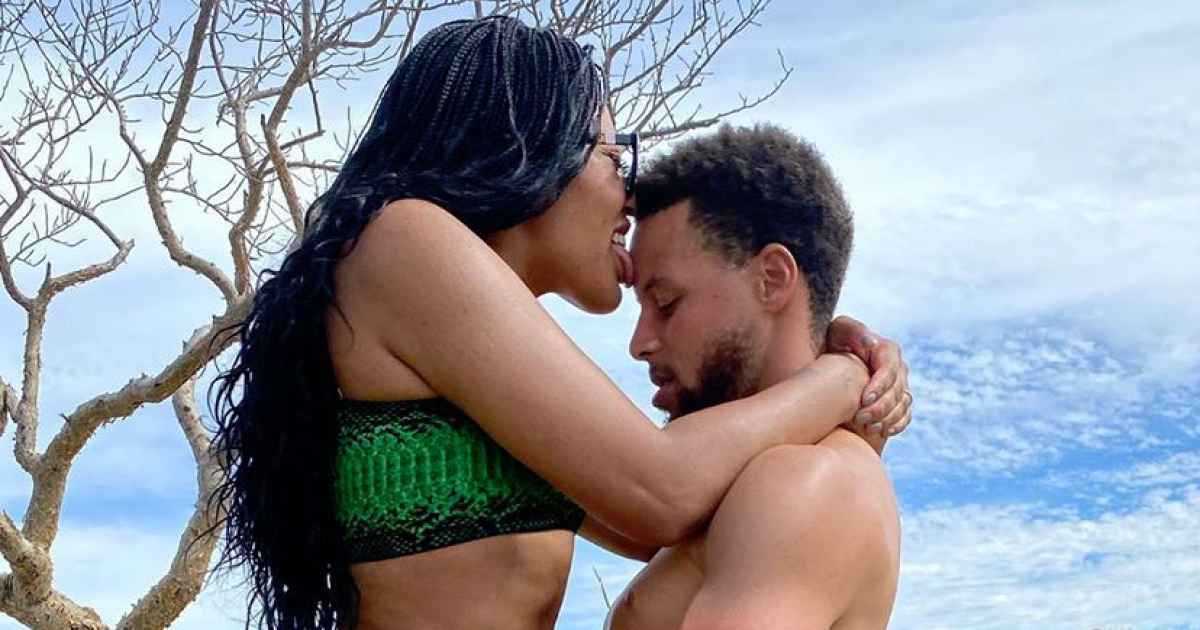 Stephen Curry Shares Risque Photo With Ayesha Curry On Vacation Us Weekly 