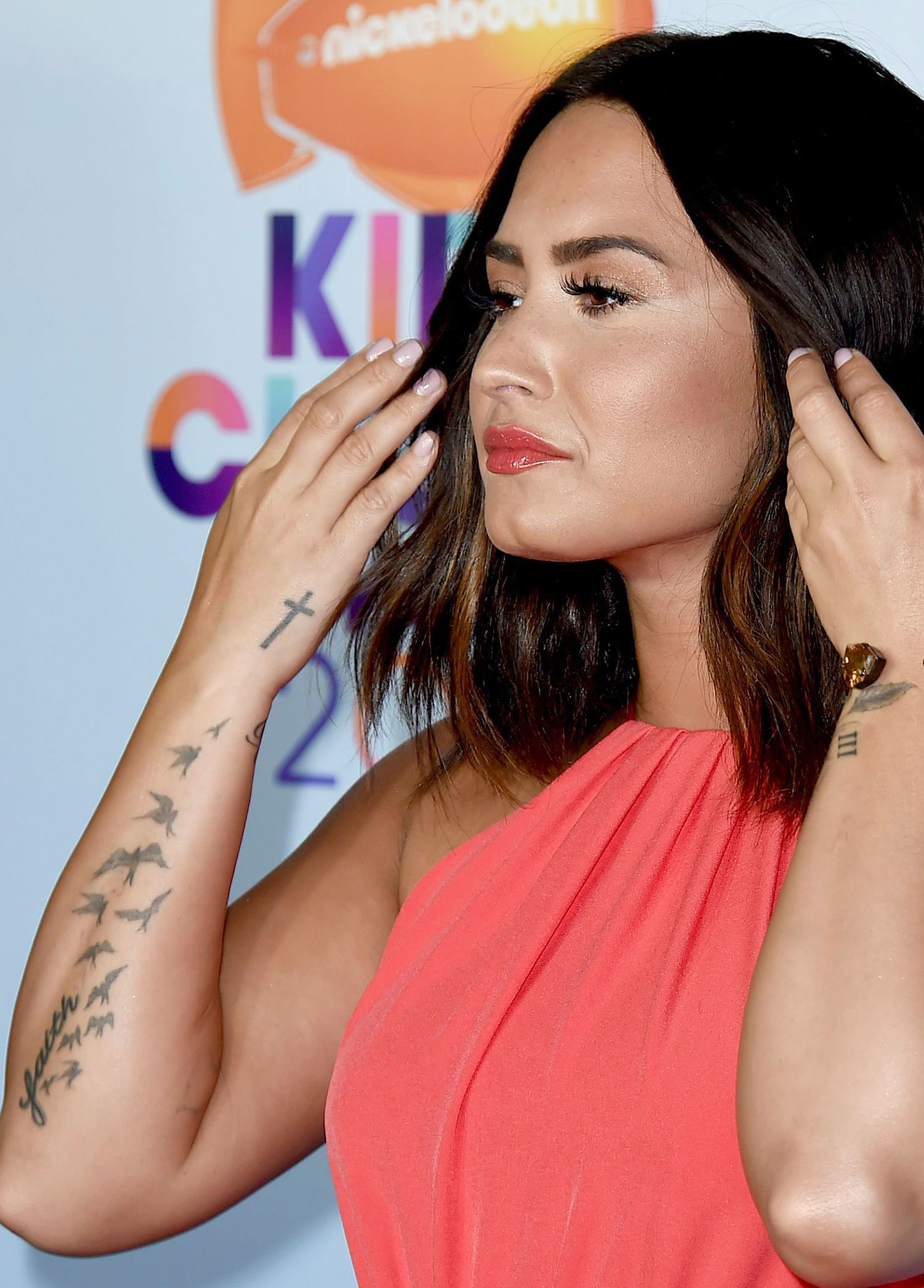 Demi Lovato Shows Off New Tattoo