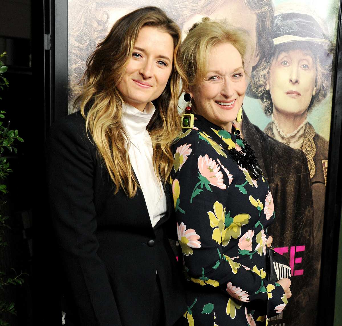 Meryl Streep’s Daughter Grace Gummer Files For Divorce Us Weekly