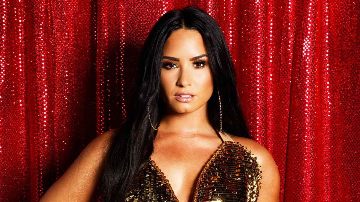 Demi Lovato shows thick thighs yet again after workout