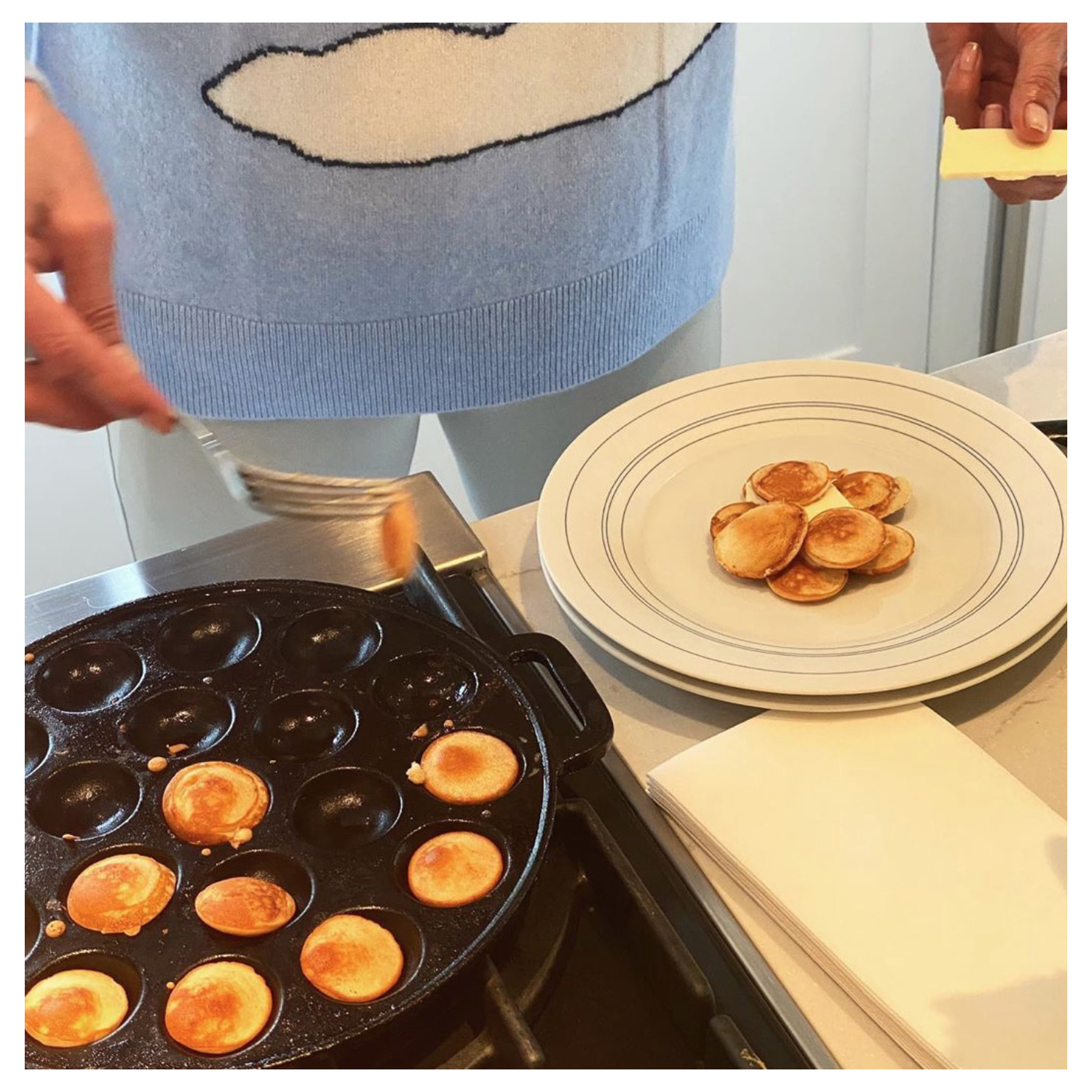 Gigi Hadid Uses This Pancake Pan Every Day For Her 'Very Mom
